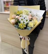 Букет цветов из:  Альстромерии, Розы и Хризантемы в Светлом Ставропольского края